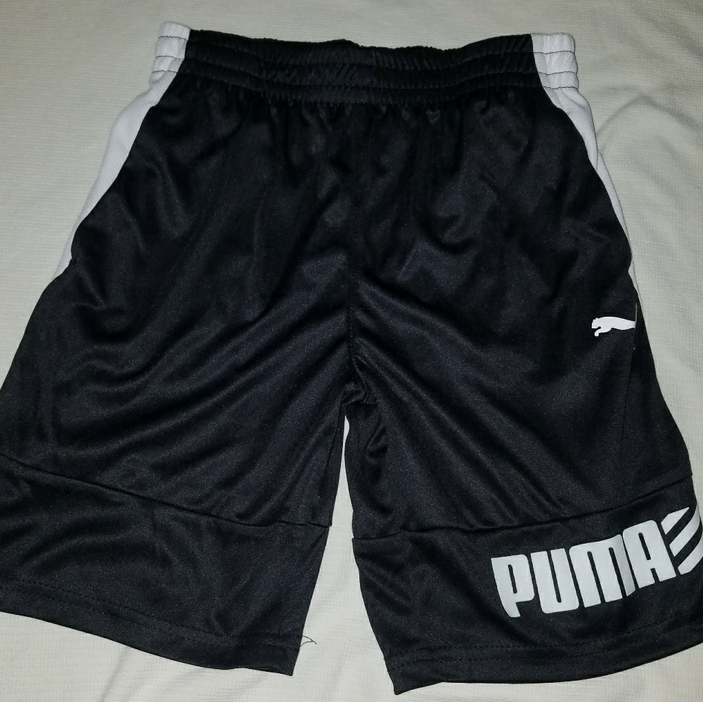 Puma shorts - Picture 2 of 4